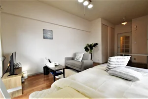 エアコン冷暖房設備にて　空調調整可能！　一年を通して快適にお過ごしいただけます。