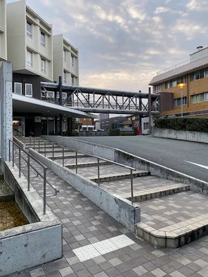 社会医療法人芳和会 くわみず病院