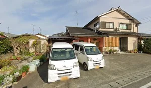 ごまめ寿司まで徒歩3分