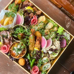 DelicaOriduru(デリカオリヅル)まで徒歩3分、210m