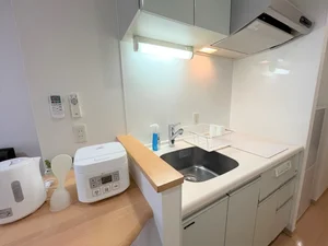 ※炊飯器・鍋フライパン・掃除機・アイロン・空気清浄機・HDD・ブルーレイレコーダーは現在設置しておりません。