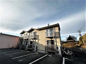 【室内画像】岐阜県各務ヶ原市ウィークリーマンションのお部屋です♪お部屋のクロスがとてもオシャレです(^^♪研修などのご利用にも最適です★