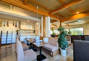 Cafe Anまで徒歩5分