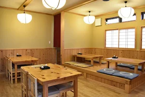 そば処 利一まで徒歩4分