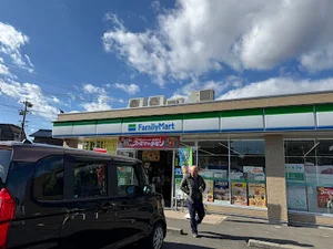 ファミリーマート 岐阜則武西一丁目店まで徒歩7分