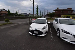 【敷地内駐車場】岐阜市中心部ウィークリーマンションでは利便性が良い物件を揃えてます。岐阜市中心部エリアに詳しくないお客様もご連絡頂ければ専門スタッフがしっかり物件選定を行います。お気軽にお問い合わせください★