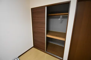 【収納完備】掃除機完備‼収納も広いので、岐阜県可児市滞在中のウィークリーマンション生活も快適自在に過ごせますね♪