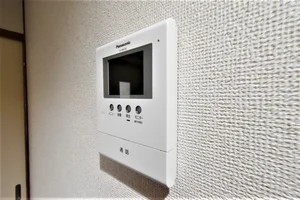 テレビモニターホン付で本人確認可能！