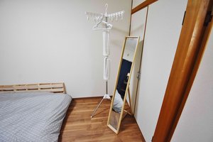 【収納完備】掃除機完備‼収納も広いので、岐阜可児滞在中のウィークリーマンション生活も快適自在に過ごせますね♪