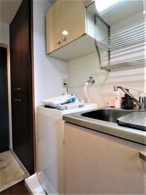 室内洗濯機ありで衣類やシーツなども洗濯可能！