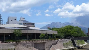 鹿児島市 維新ふるさと館まで徒歩8分、800m