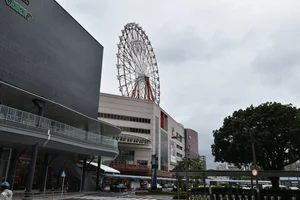 鹿児島中央駅まで徒歩17分、1.2ｋｍ