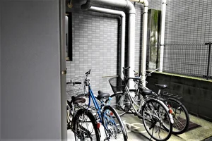 駐輪場あり　近場へのお出かけや通勤などに便利！