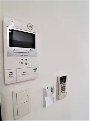 テレビモニターホン付で　本人確認で安心！