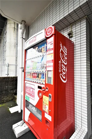 敷地内自動販売機あり！