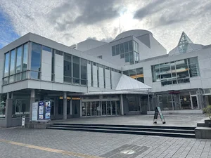 富山市民プラザまで徒歩14分