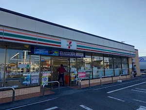 セブン-イレブン 富山インター南店まで徒歩3分