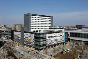 JR富山駅まで2.0km｡