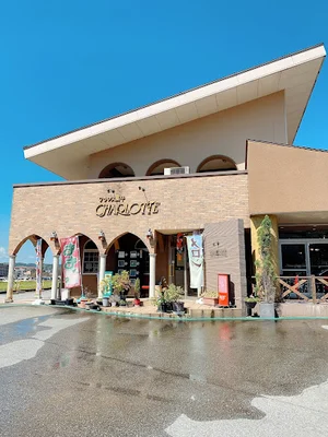 シャルロッテまで徒歩7分