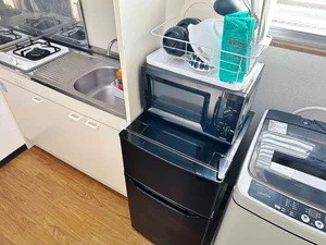冷蔵庫も完備なので自炊や料理に最適♪長期の出張にお勧め★三重桑名駅前ウィークリーマンションの人気物件♪【格安】