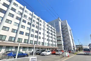 桑名市総合医療センターまで徒歩7分、500m。
