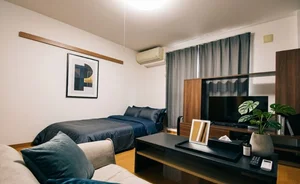 三重県のマンスリーマンション・ウィークリーマンション「Kマンスリーイオンモール鈴鹿西【禁煙・三重鈴鹿ウィークリーマンション】 201・1K-【角部屋】(No.483593)」メイン画像