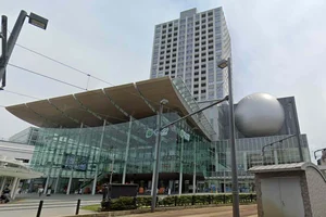 セーレンプラネットまで徒歩4分、450ｍ。