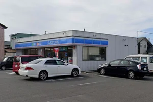 ローソン 福井日之出二丁目店まで徒歩7分、500ｍ。