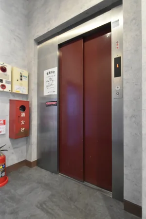 エレベーター付き