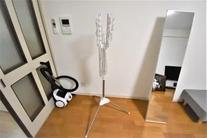 【掃除機完備】富山市ウィークリーマンション・富山市マンスリーマンションではビジネスホテルと違い、自宅と同じように生活できるのが強みの1つです。