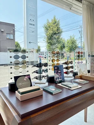 ソシエハシヅメ クレッシェンド本店まで徒歩6分