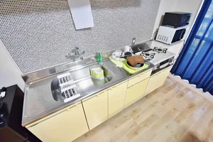 お箸、お鍋、包丁、お皿、ボウル、お玉、食器用洗剤、簡単な調理器具は各種取り揃えています♪富山駅前ウィークリーマンション・富山駅前マンスリーマンション♪