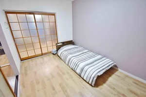 弊社の富山駅前ウィークリー、富山駅前マンスリーマンションでは、ご利用当日からご不便なくお過ごしいただけますよう、家具家電の他、多種類の備品を完備★