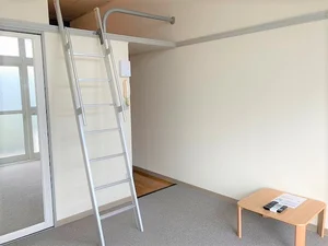 大和小泉駅（奈良県）のマンスリーマンション・ウィークリーマンション「レオパレス冨田Ⅲ 108(No.486732)」メイン画像