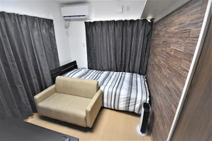 【室内画像】富山市ウィークリーマンションのお部屋です♪お部屋のクロスがとてもオシャレです(^^♪研修などのご利用にも最適です★