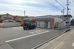 ★セブン-イレブン 長浜神照町店まで車で7分、2.9km。