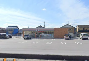 ★セブン-イレブン 国道八幡東店まで徒歩10分、750ｍ。