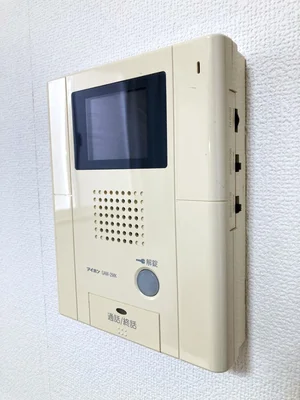 TVモニターホン付きで本人確認もラク！