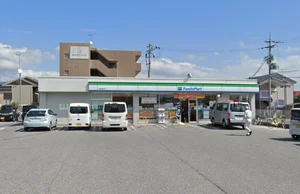 ファミリーマート 長浜柳町店まで徒歩20分、1.6kｍ