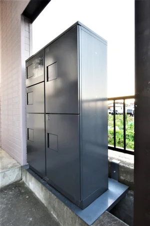 【宅配BOX完備】滋賀彦根市ウィークリーマンション・滋賀彦根市マンスリーマンションでは痒い所にも手が届くそんな会社でありたい、そう考えています。お問い合わせは弊社にお任せください‼