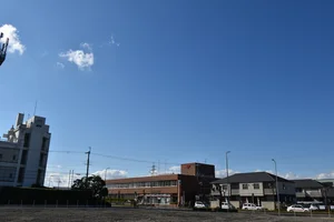 近江八幡郵便局まで徒歩12分、950ｍ。