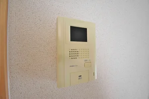 モニターフォン完備なのでお子様や女性のご利用でも安心ですね♪滋賀県愛知郡ウィークリーマンションの人気物件♪