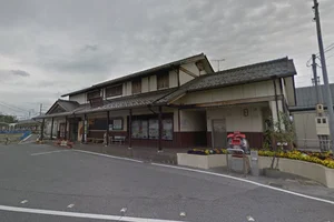 愛知川駅まで徒歩16分、1.3kｍ。