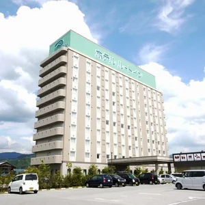 ホテルルートイン彦根まで車で7分。