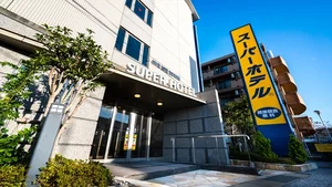 スーパーホテル南彦根駅前まで徒歩10分。