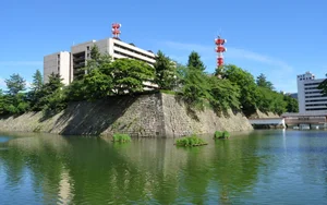 福井県庁まで3.5km。