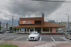 はなまるうどん ８号線鯖江店まで車で6分、2.4kｍ。