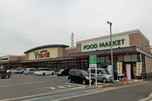 ヤスサキワイプラザ グルメ館 東鯖江店まで徒歩6分、500m。