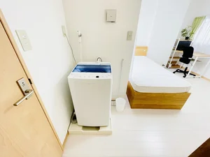 洗濯機は室内に設置しております♪入居後すぐにご利用が可能です(^^♪タオル1式分もご用意しております☆彡