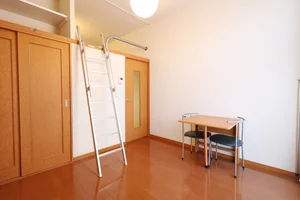 京都教育大学周辺のマンスリーマンション・ウィークリーマンション「レオパレス万帖敷ＫＫＴ 107(No.512319)」メイン画像